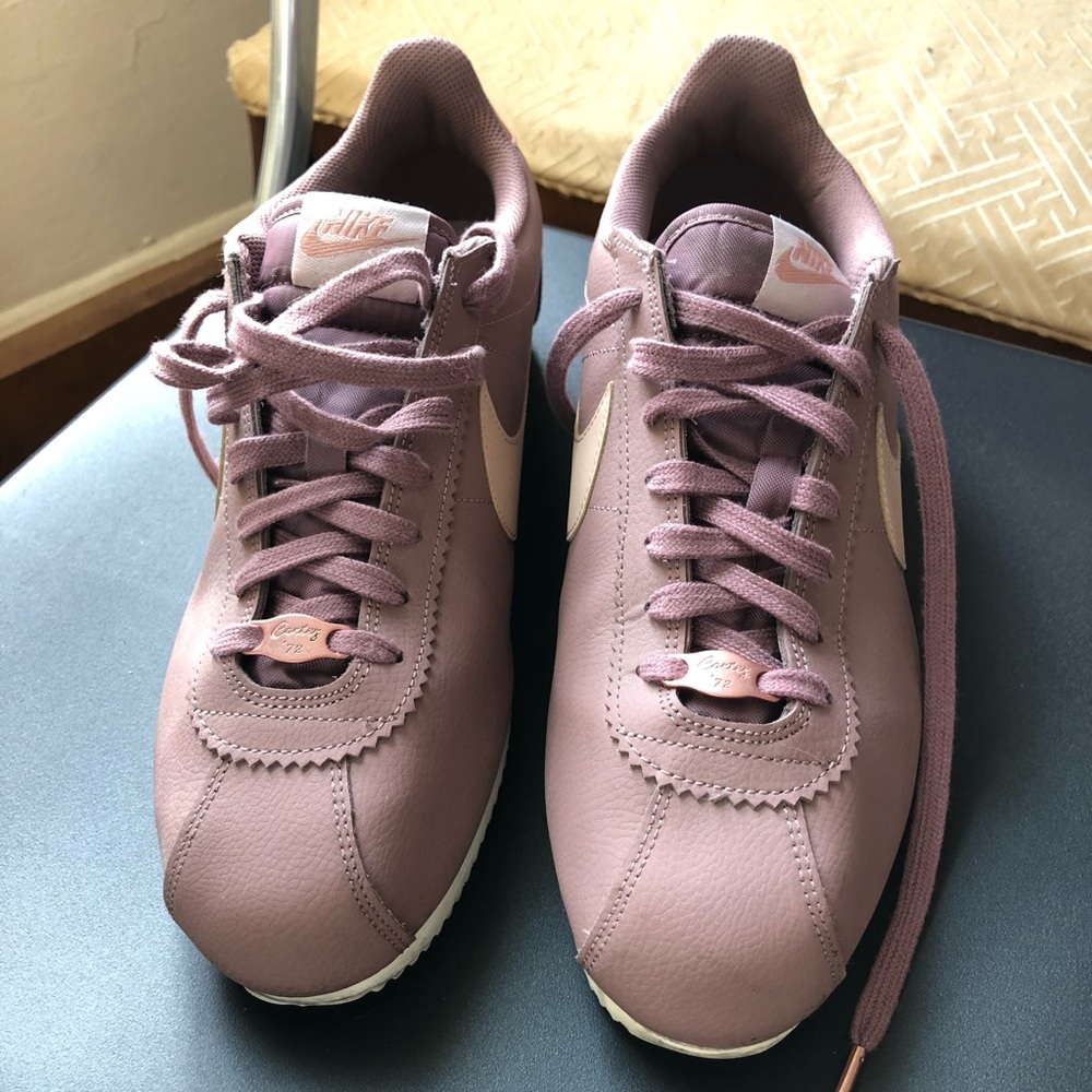 Rare Nike Women Smokey Mauve Cortez Size 11.5